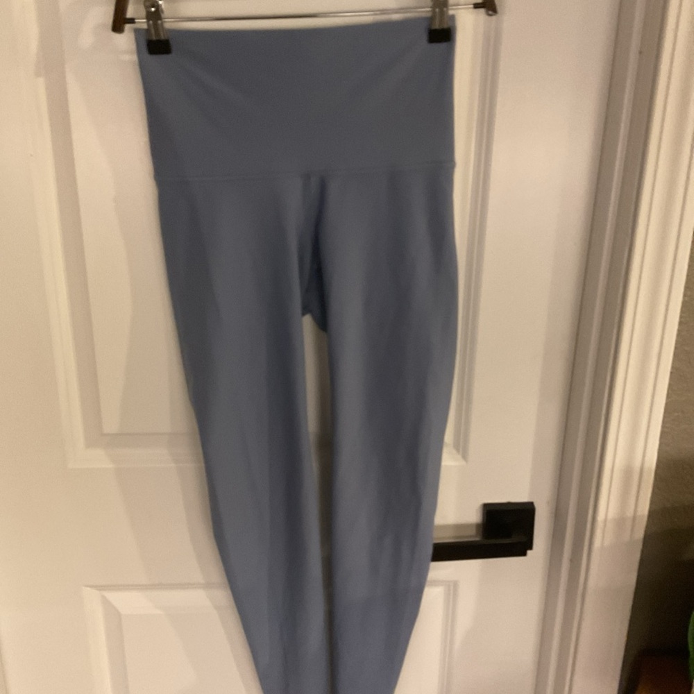 Old Navy Active Go Dry - Blue Leggings - Ladies Size Small - Picture 1 of 9